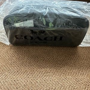 Coach Men’s Toiletry Bag New In Original Packaging